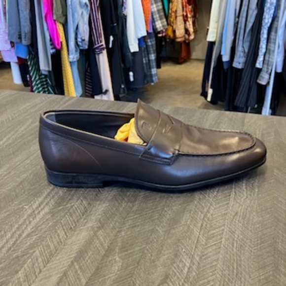 NIB $575 Todd's shoes